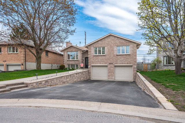 1048 Palmerston Crescent