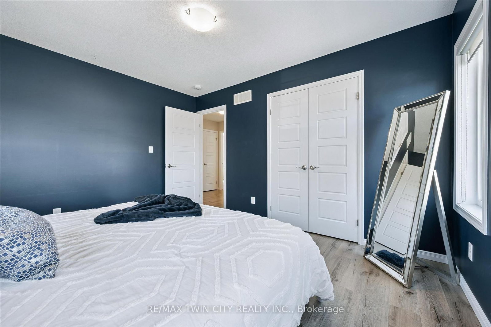33 Mistywood Street - Photo 24