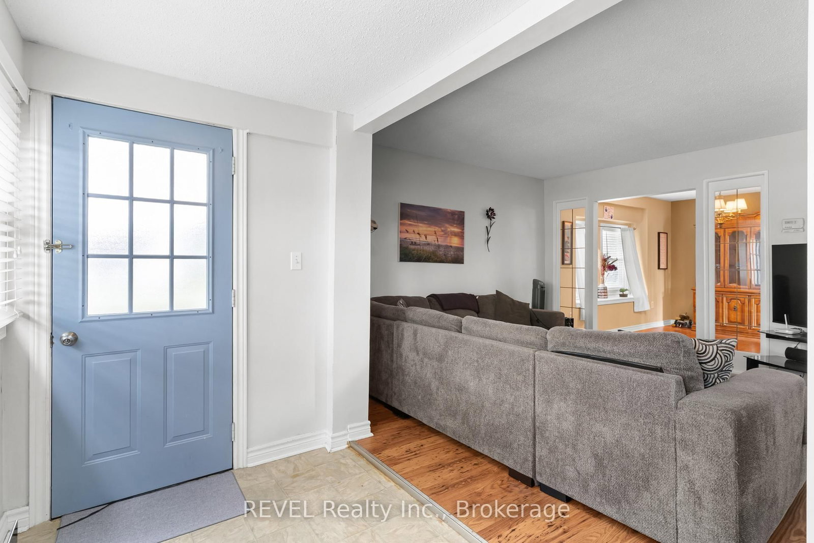 Detached House sold at 32 Bay Avenue, Welland, Ontario, L3B 3G6 - Dain City - MLS: X13090944