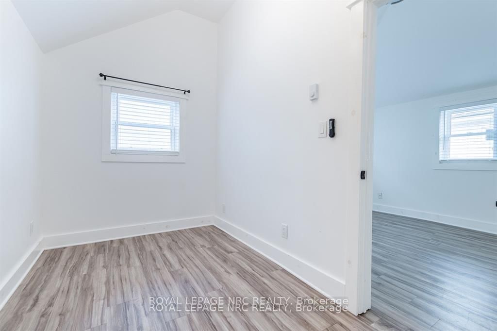 387 Elmwood Avenue • Fort Erie, ON photo 13