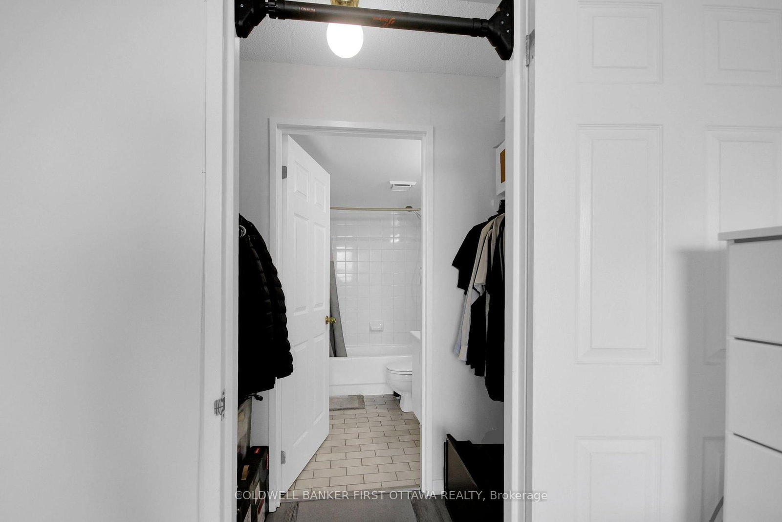 1440 Heron Road, Unit 811 - Photo 19