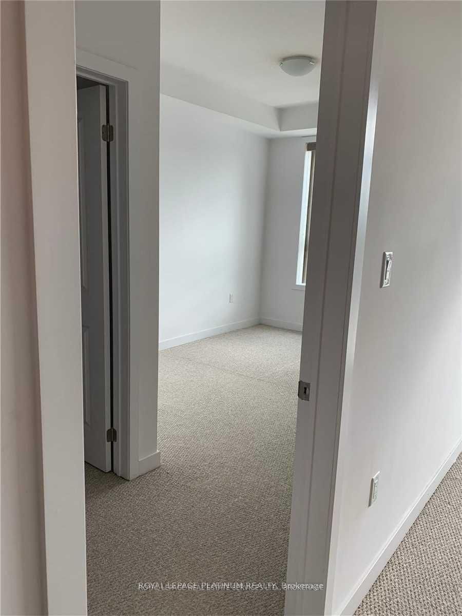 125 Shoreview Place, Unit 233 - Photo 11