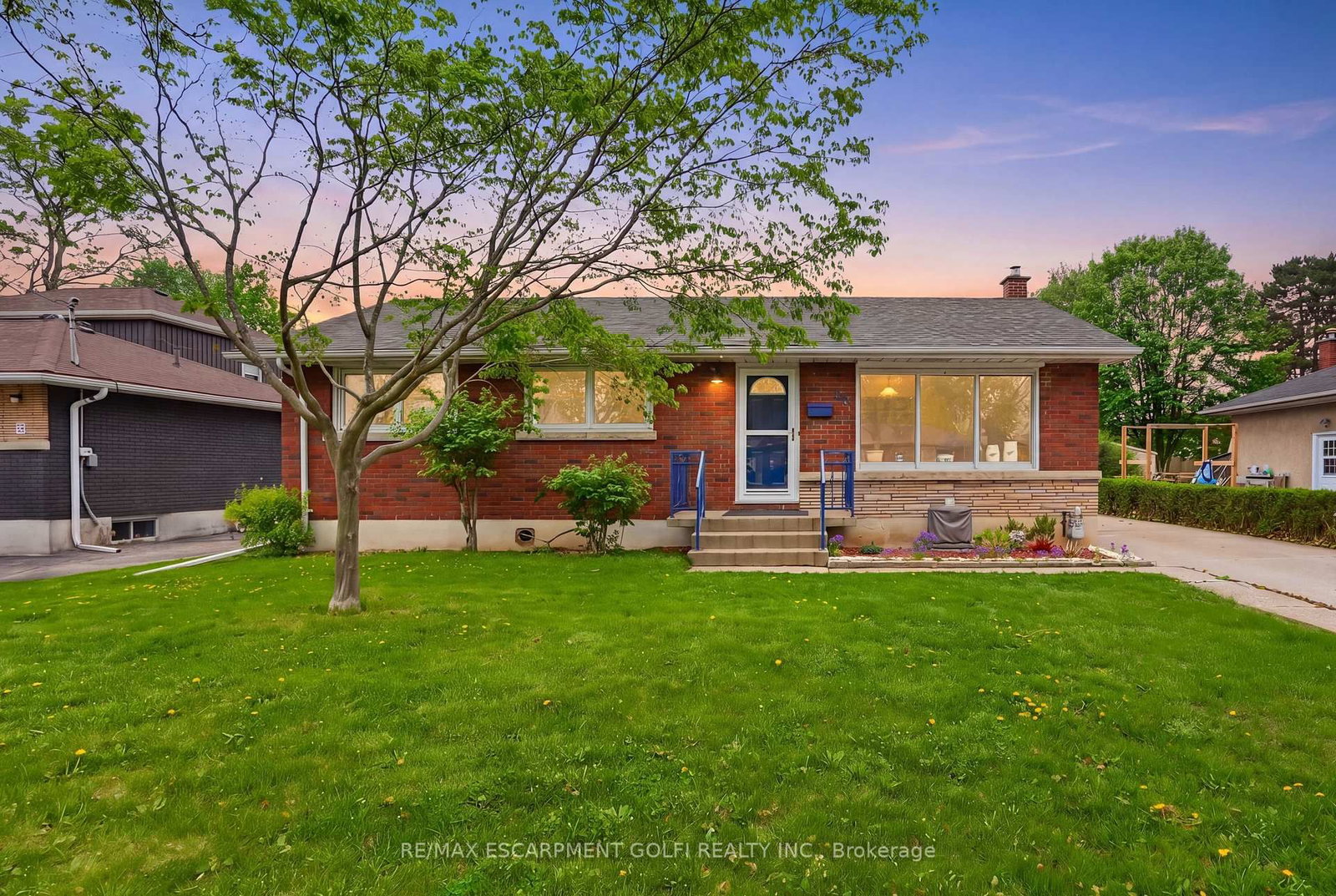 Detached House for sale at 14 EDINBURGH Drive, St. Catharines, Ontario, L2M 3H1 - Bunting/Linwell - MLS: X13091400