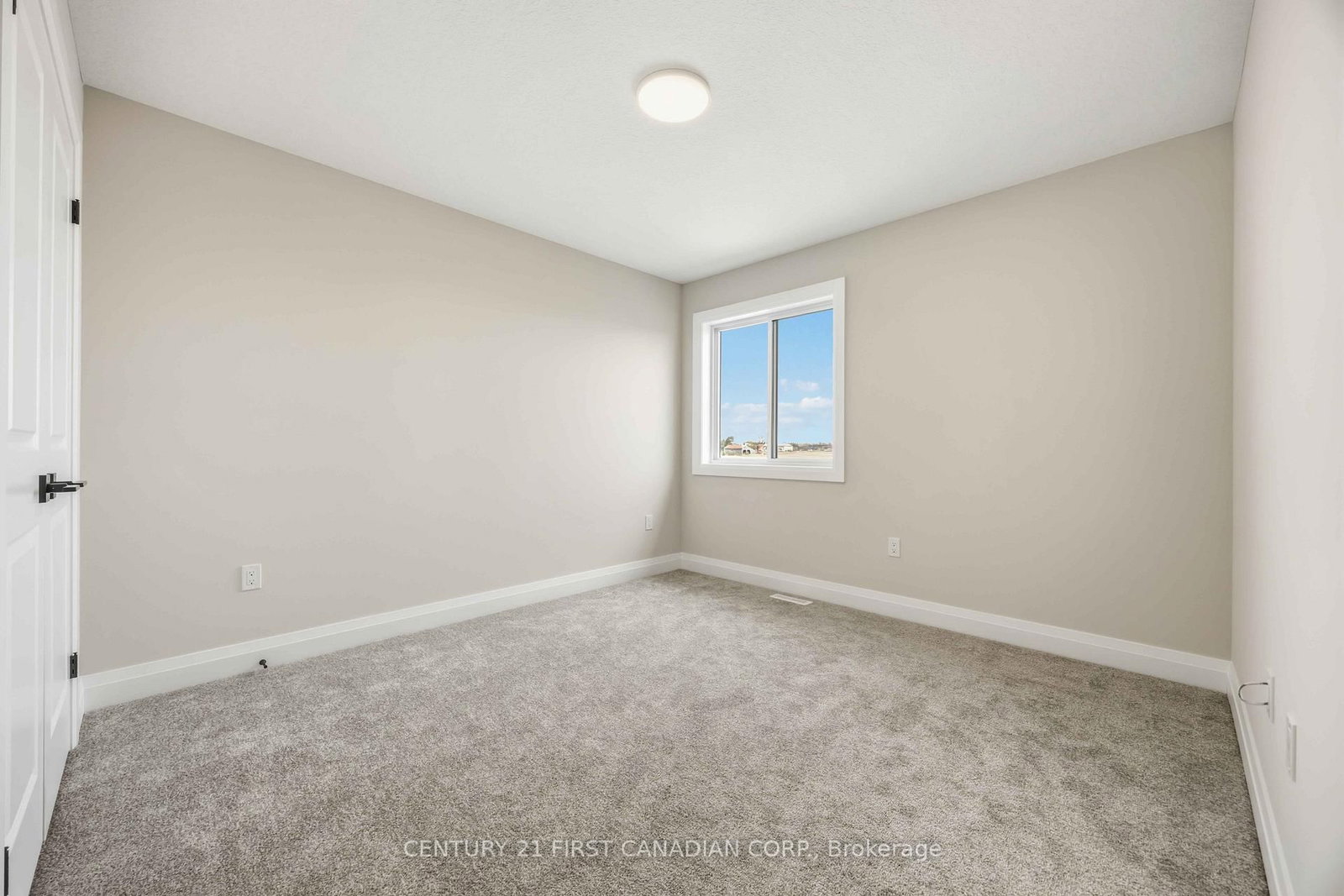 644 Ketter Way • Plympton-Wyoming, ON photo 22