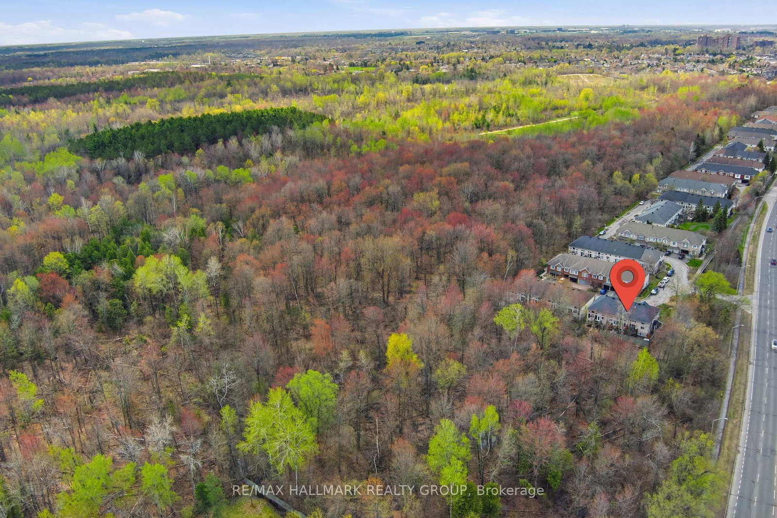 243 Gladeview Private • Ottawa, ON photo 36