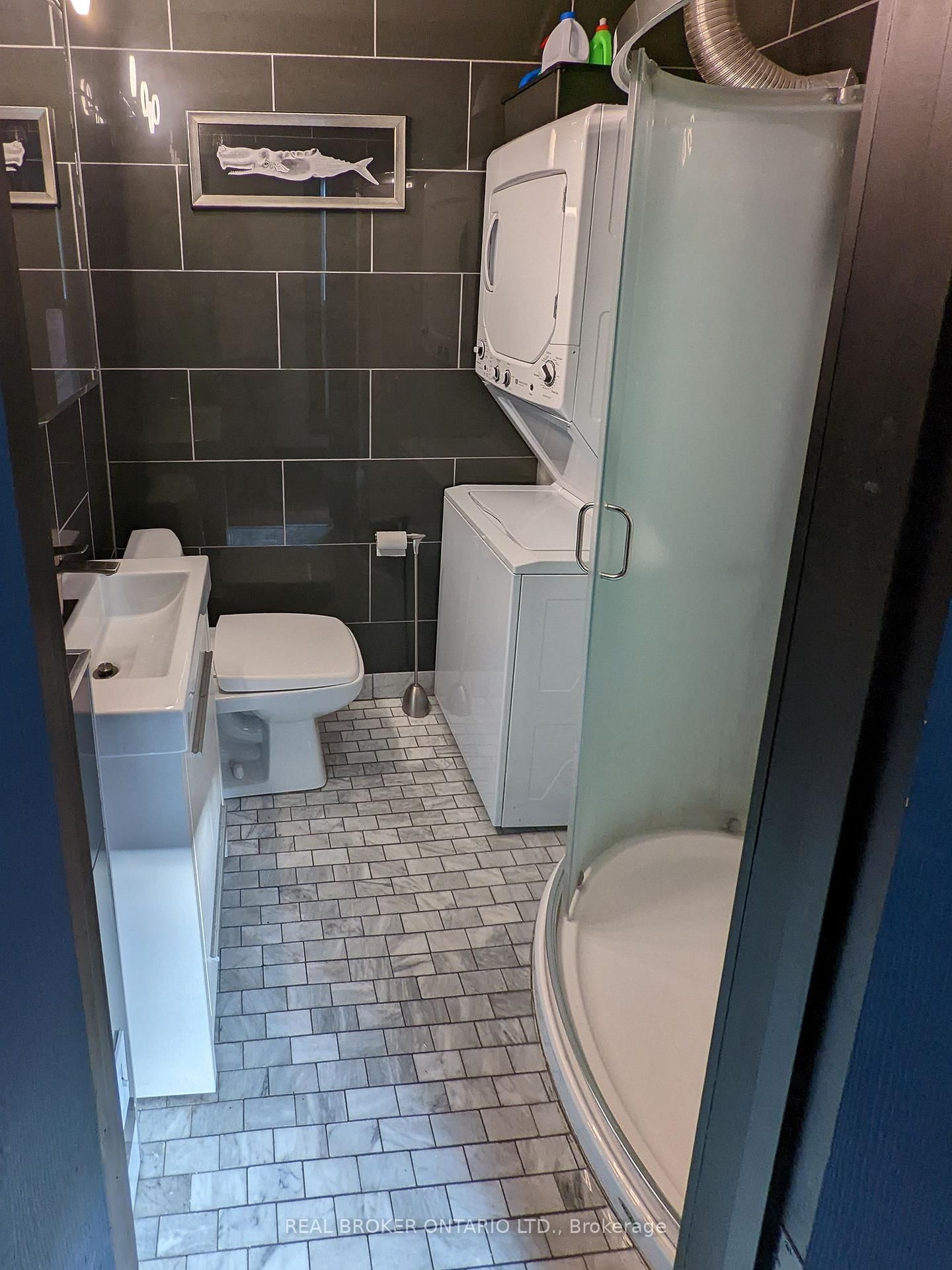 158 Hunter Street E • Hamilton, ON photo 21