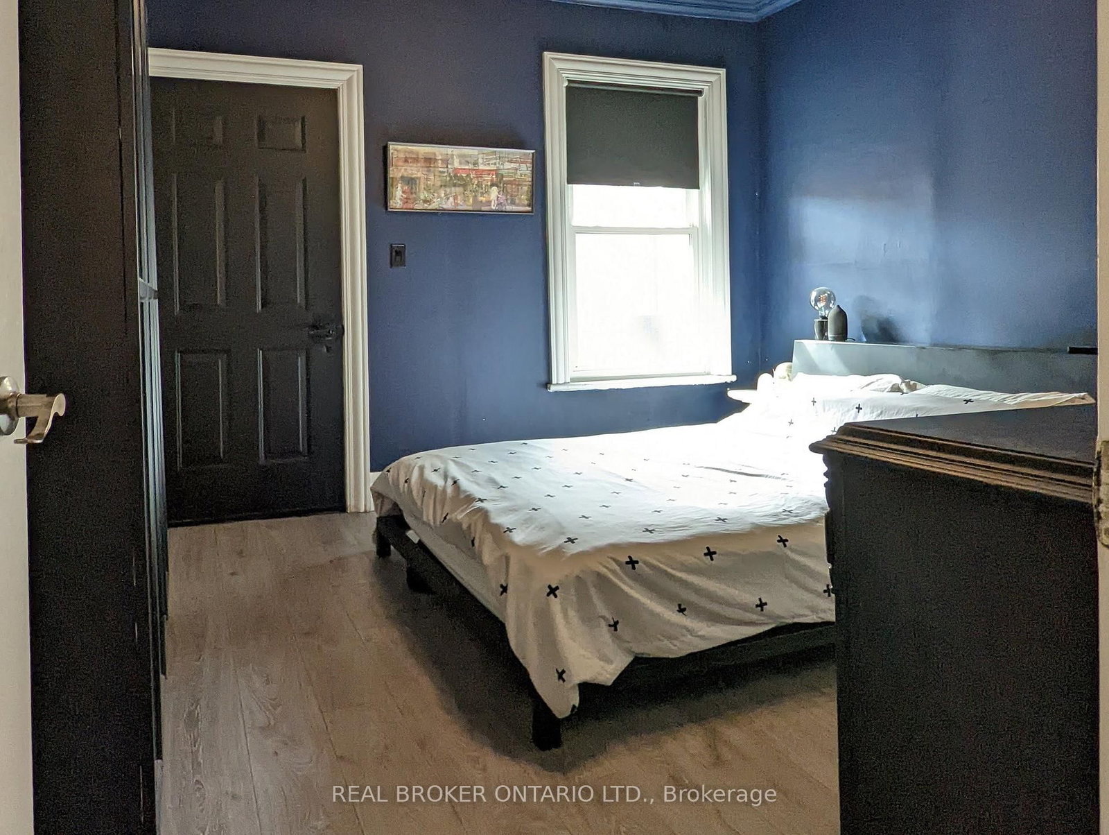 158 Hunter Street E • Hamilton, ON photo 32