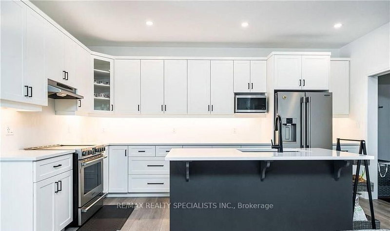 231 Jackson St photo 5