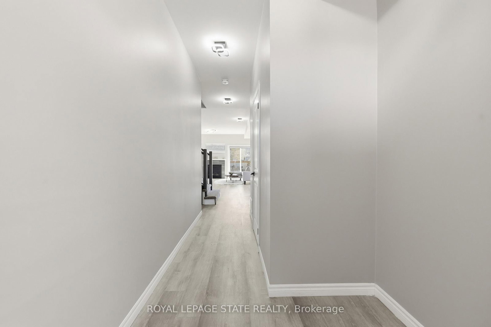 37 Delena Avenue S - Photo 7