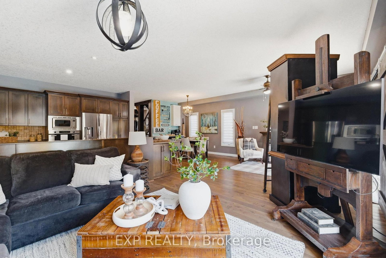 631 Woodlawn Place - Photo 17