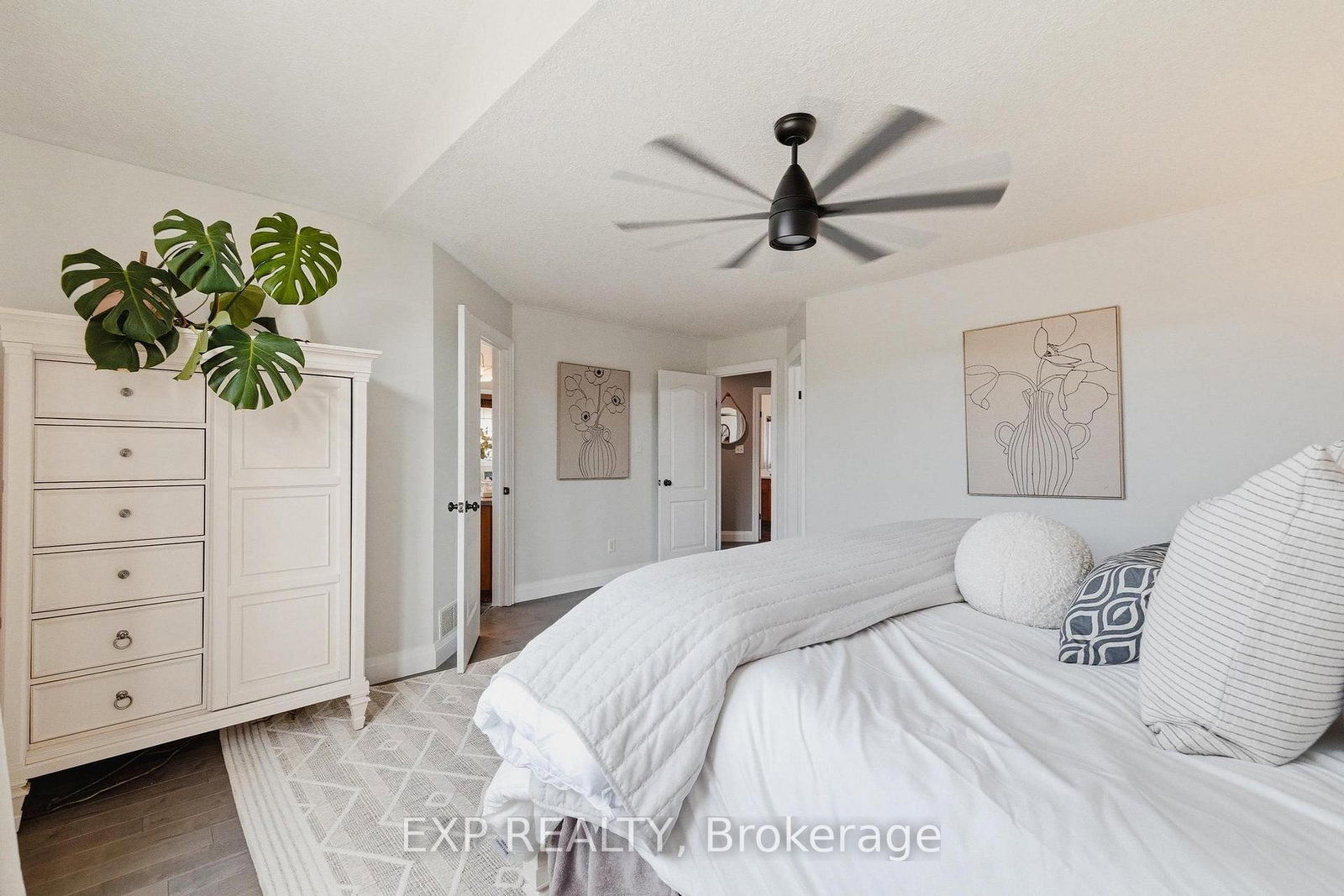 631 Woodlawn Place - Photo 28