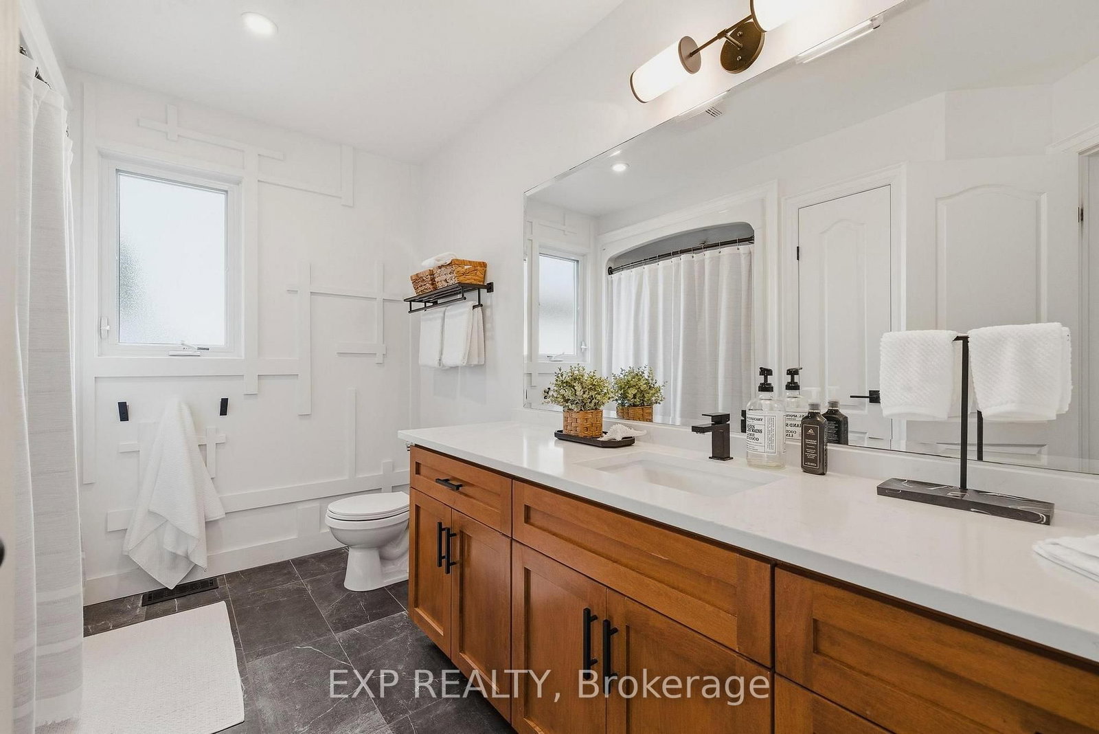 631 Woodlawn Place - Photo 29