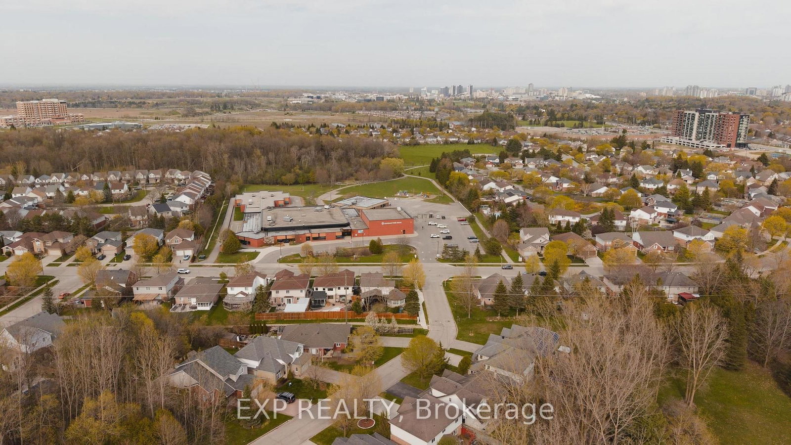 631 Woodlawn Place - Photo 50