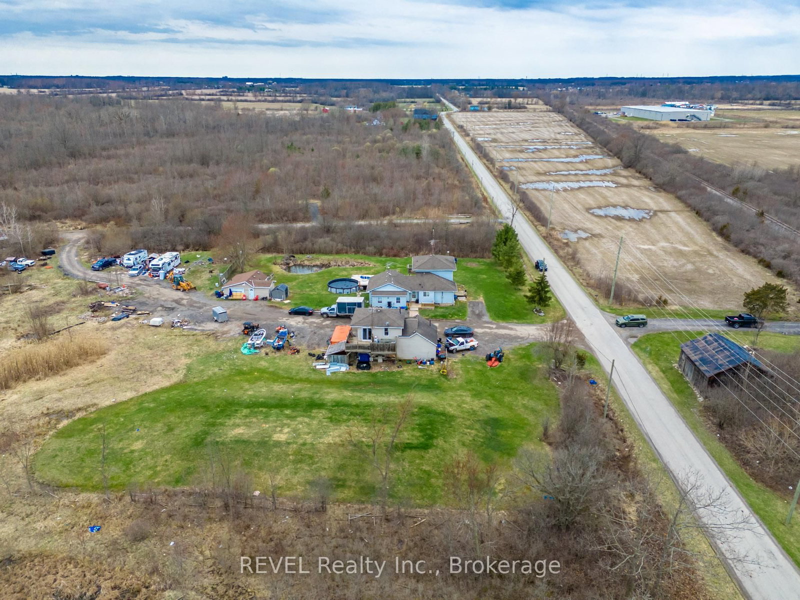 4201 Fox Road • Fort Erie, ON photo 39