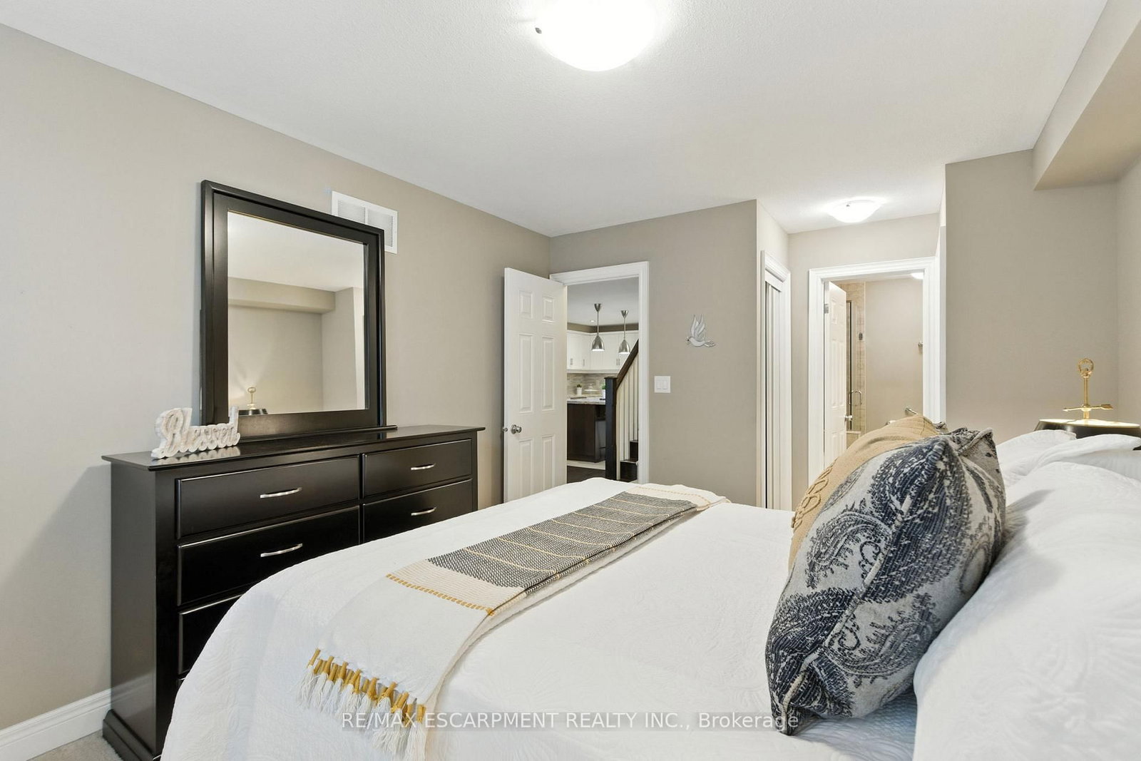 4 Burgundy Grove - Photo 20