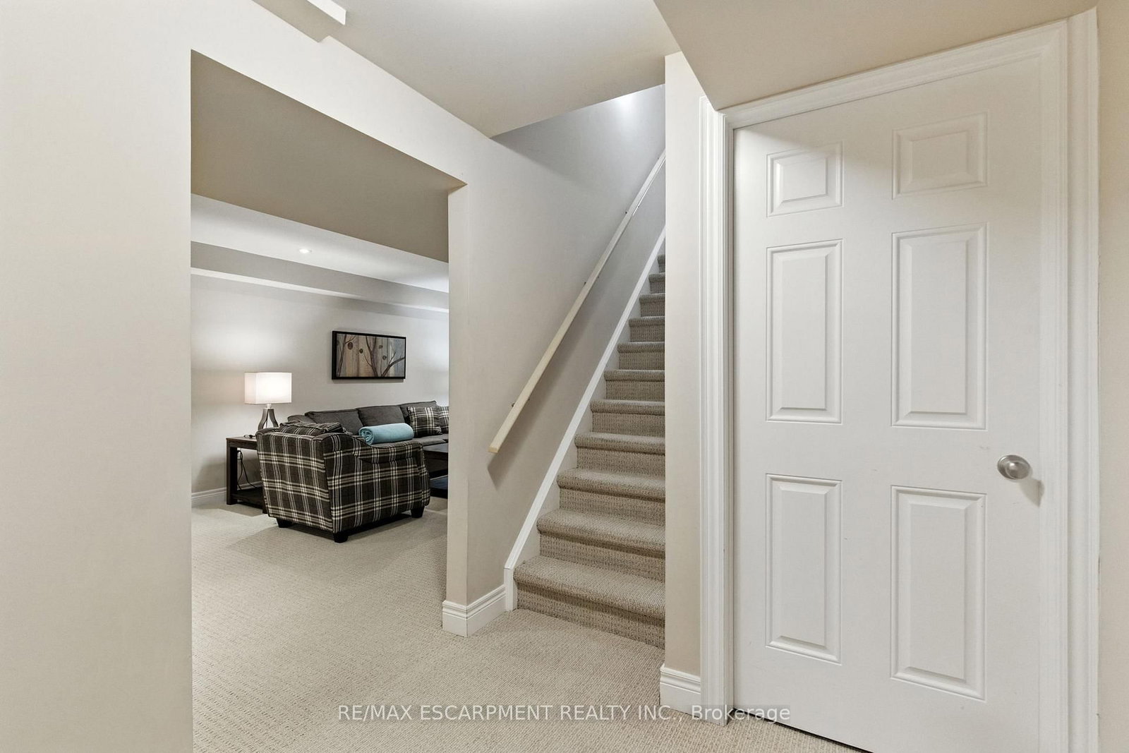 4 Burgundy Grove - Photo 31