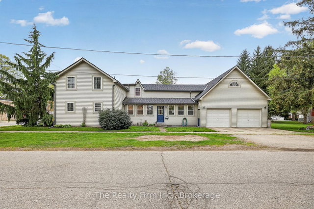 230 Main Street E