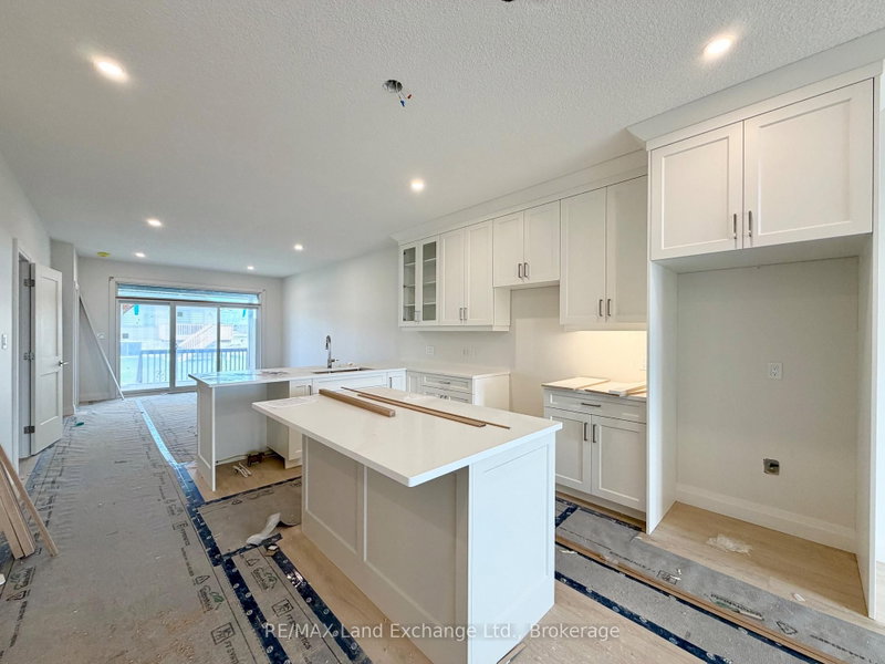 443 IVINGS Drive