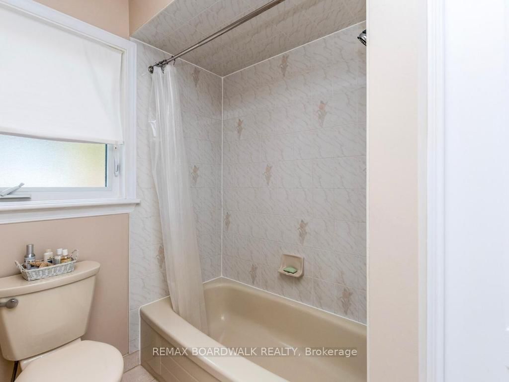 42 Slade Crescent • Ottawa, ON photo 31