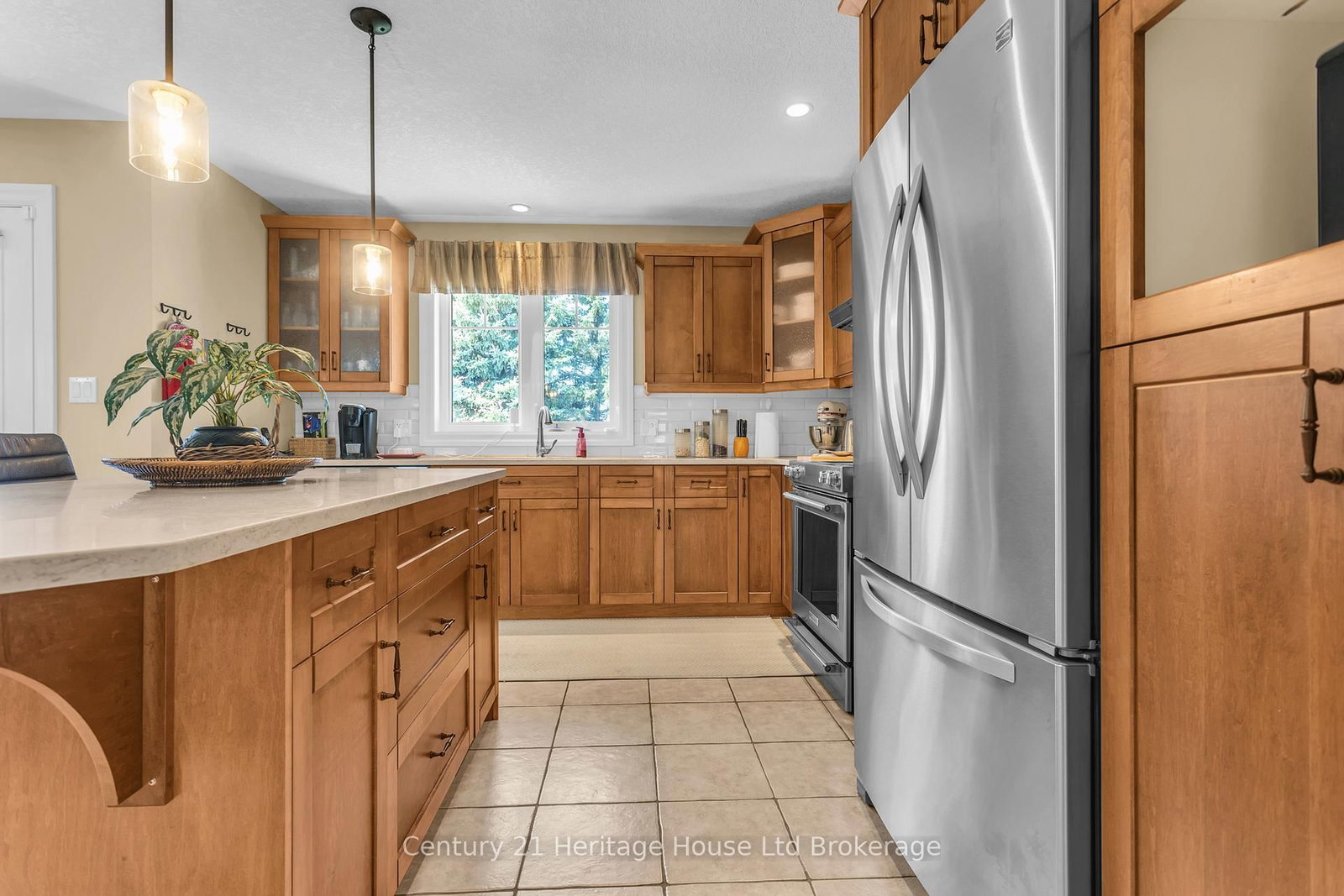 7 Lyndale Road • Tillsonburg, ON photo 9