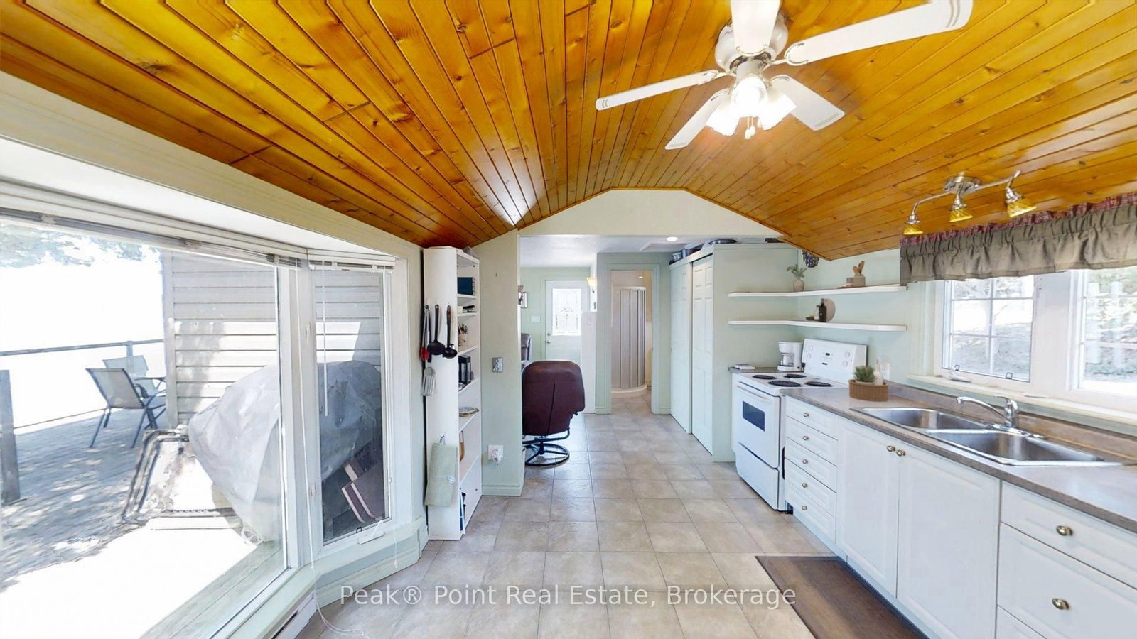 502233 Grey 1 Road • Georgian Bluffs, ON photo 21