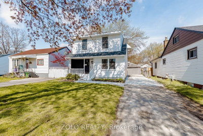 283 Ivon Avenue W • Hamilton, ON photo 3