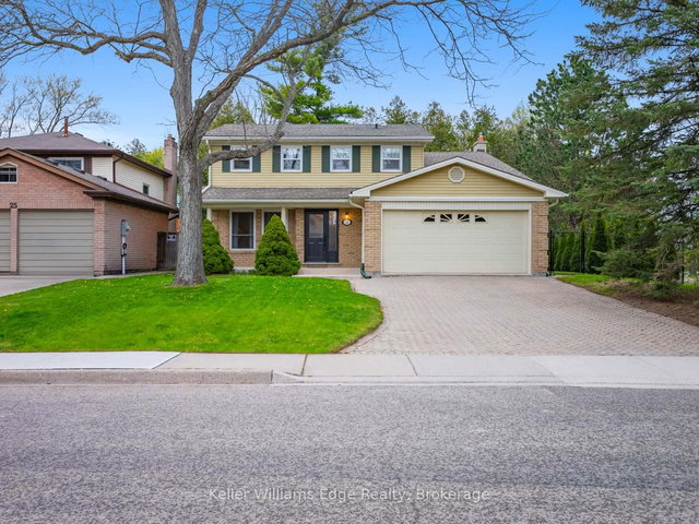 23 Ridgewood Boulevard