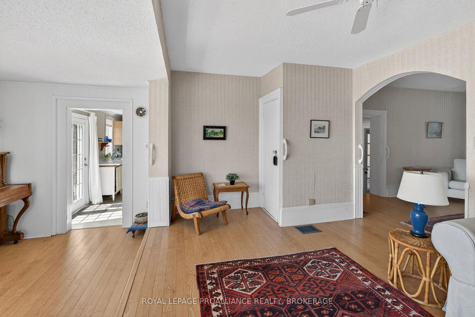 1 Pond Street • Westport, ON photo 22