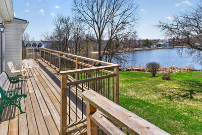 1 Pond Street • Westport, ON photo 7