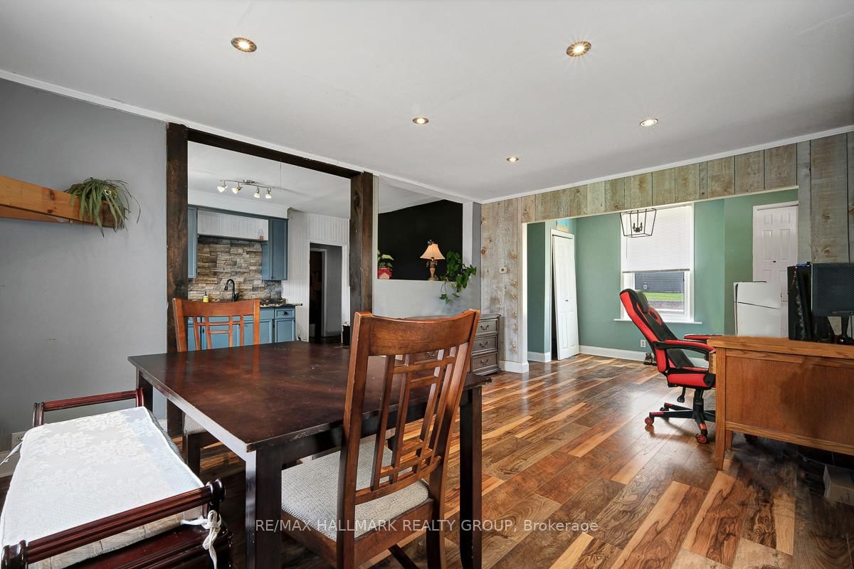 20 Brock Street S • Perth, ON photo 12