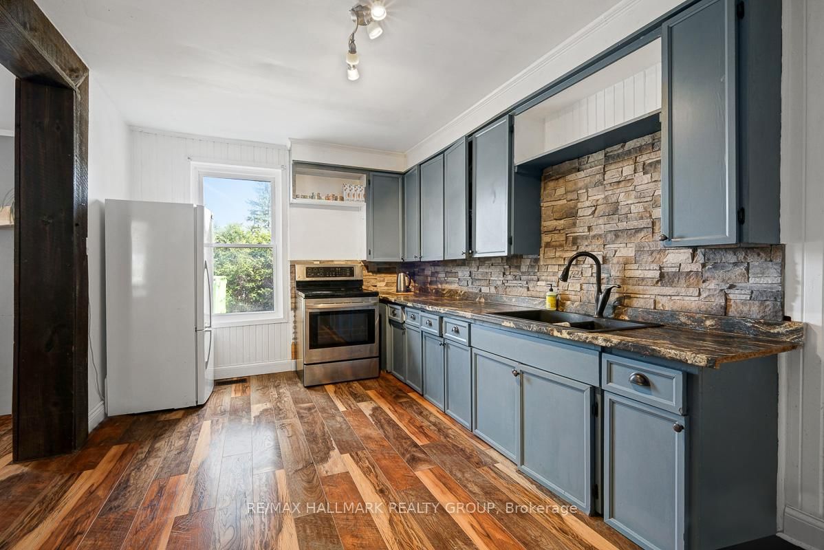 20 Brock Street S • Perth, ON photo 17