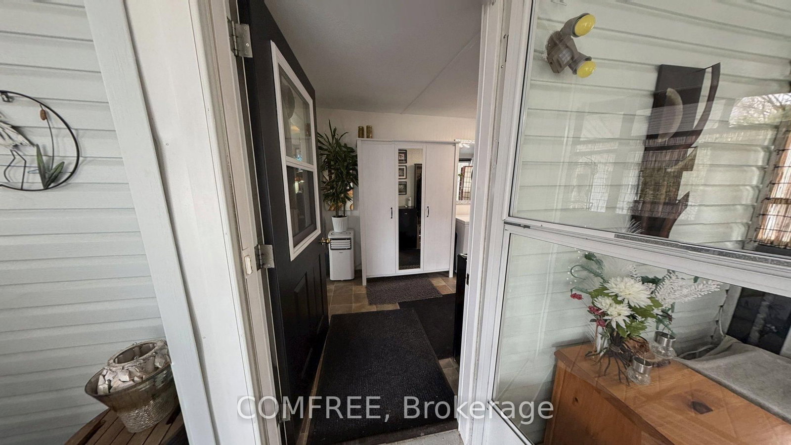 1713 Hwy 11 S • #402 • Gravenhurst, ON photo 12