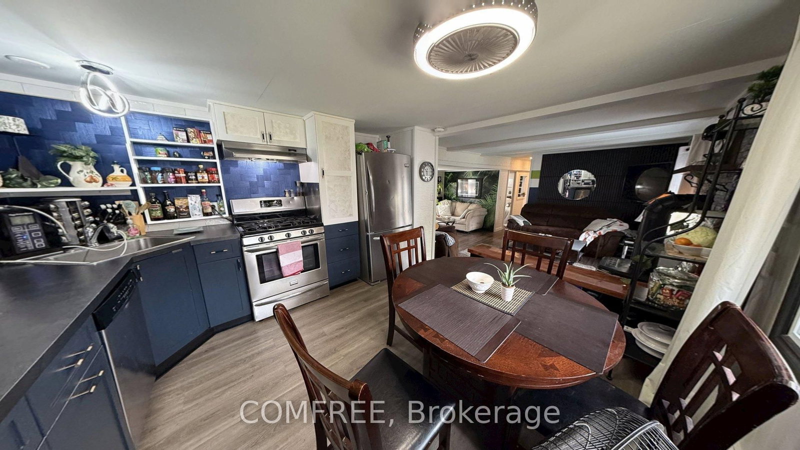 1713 Hwy 11 S • #402 • Gravenhurst, ON photo 19