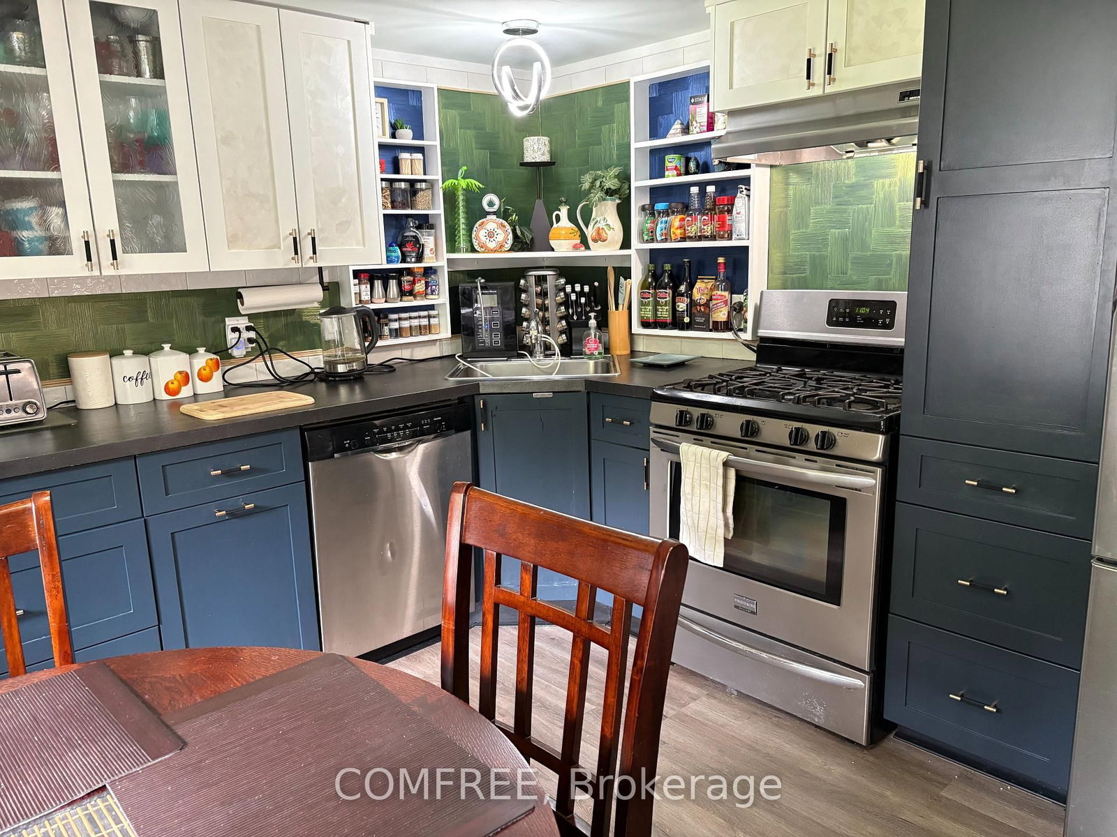 1713 Hwy 11 S • #402 • Gravenhurst, ON photo 20