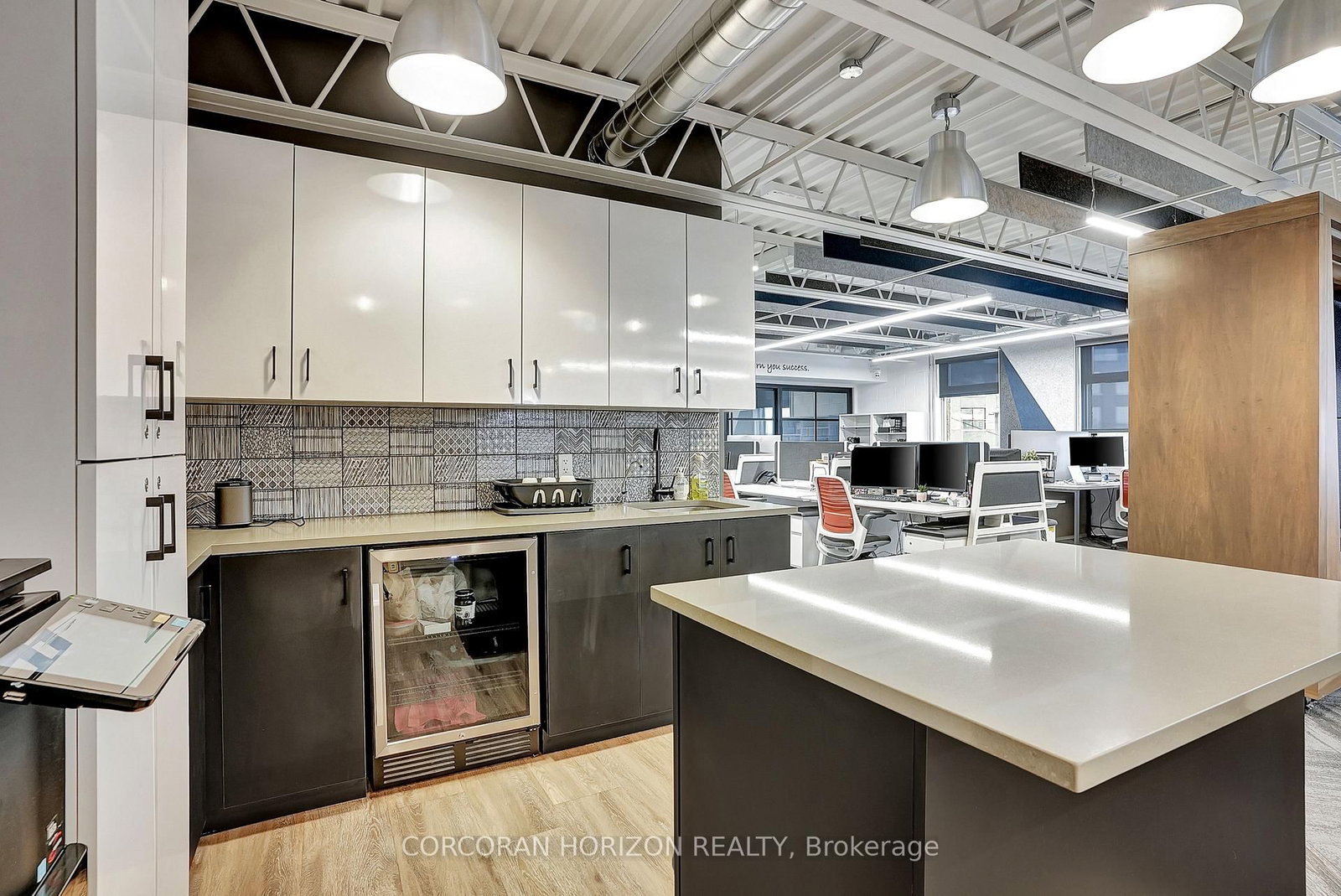 618 King Street W - Photo 39