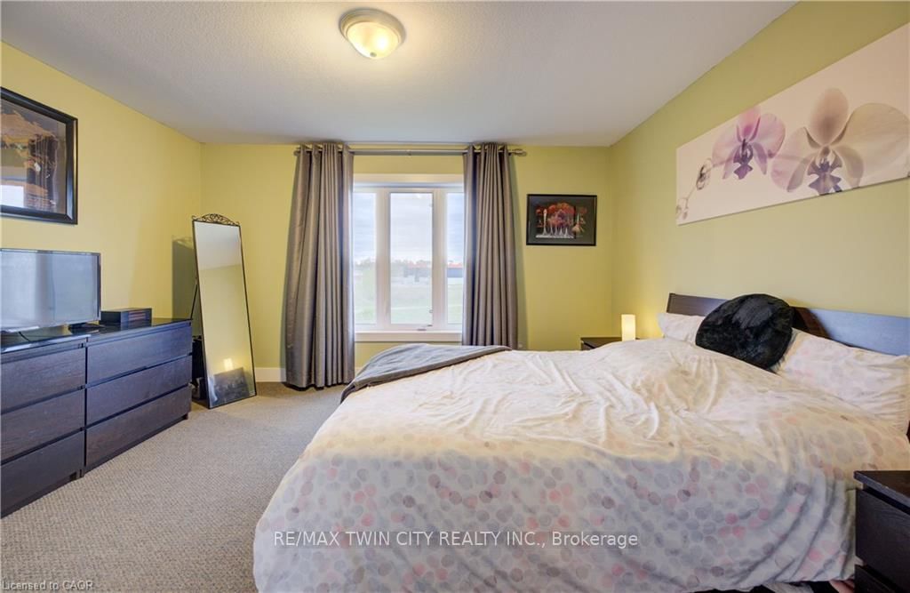 342 MILL Street, Unit 19 - Photo 19