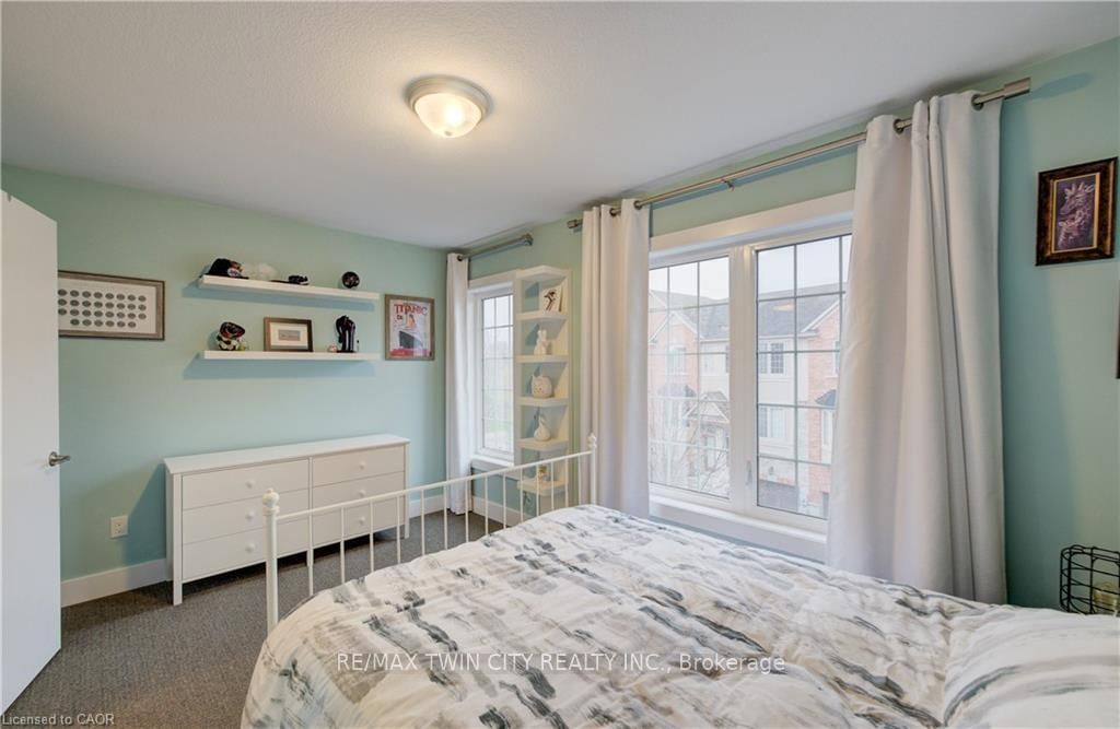 342 MILL Street, Unit 19 - Photo 23