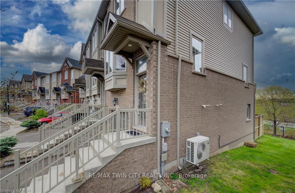 342 MILL Street, Unit 19 - Photo 29