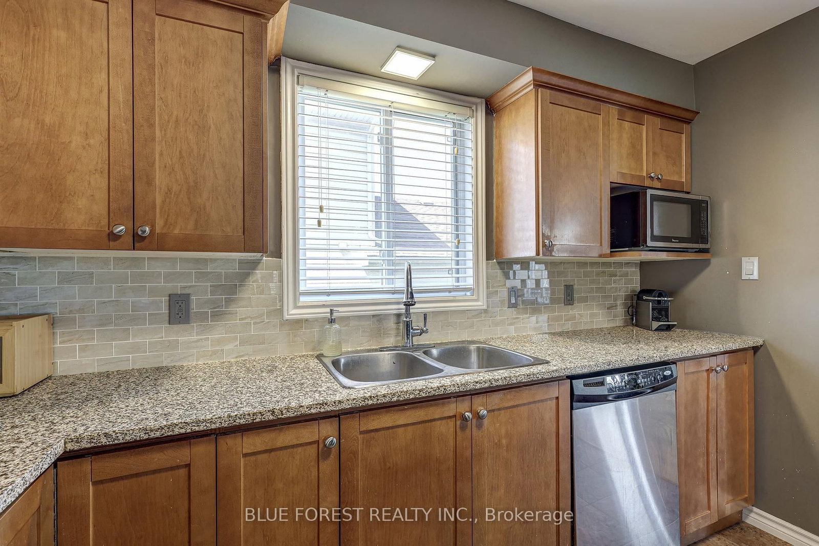 1468 AGATHOS Street - Photo 18