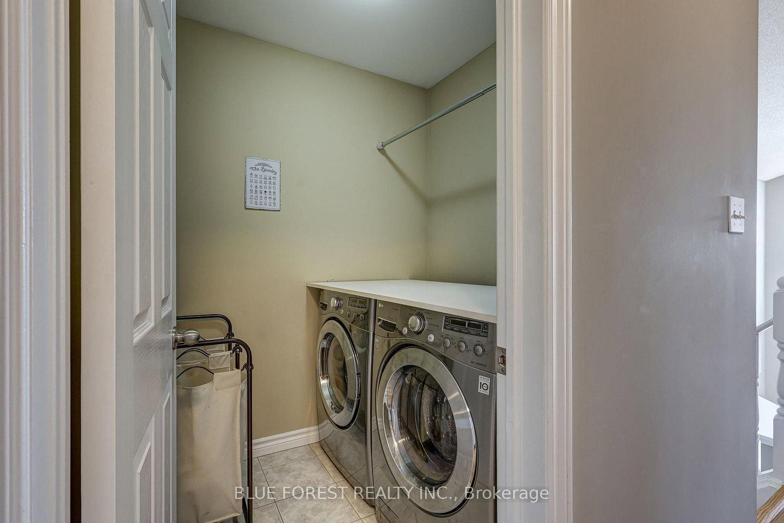 1468 AGATHOS Street - Photo 32