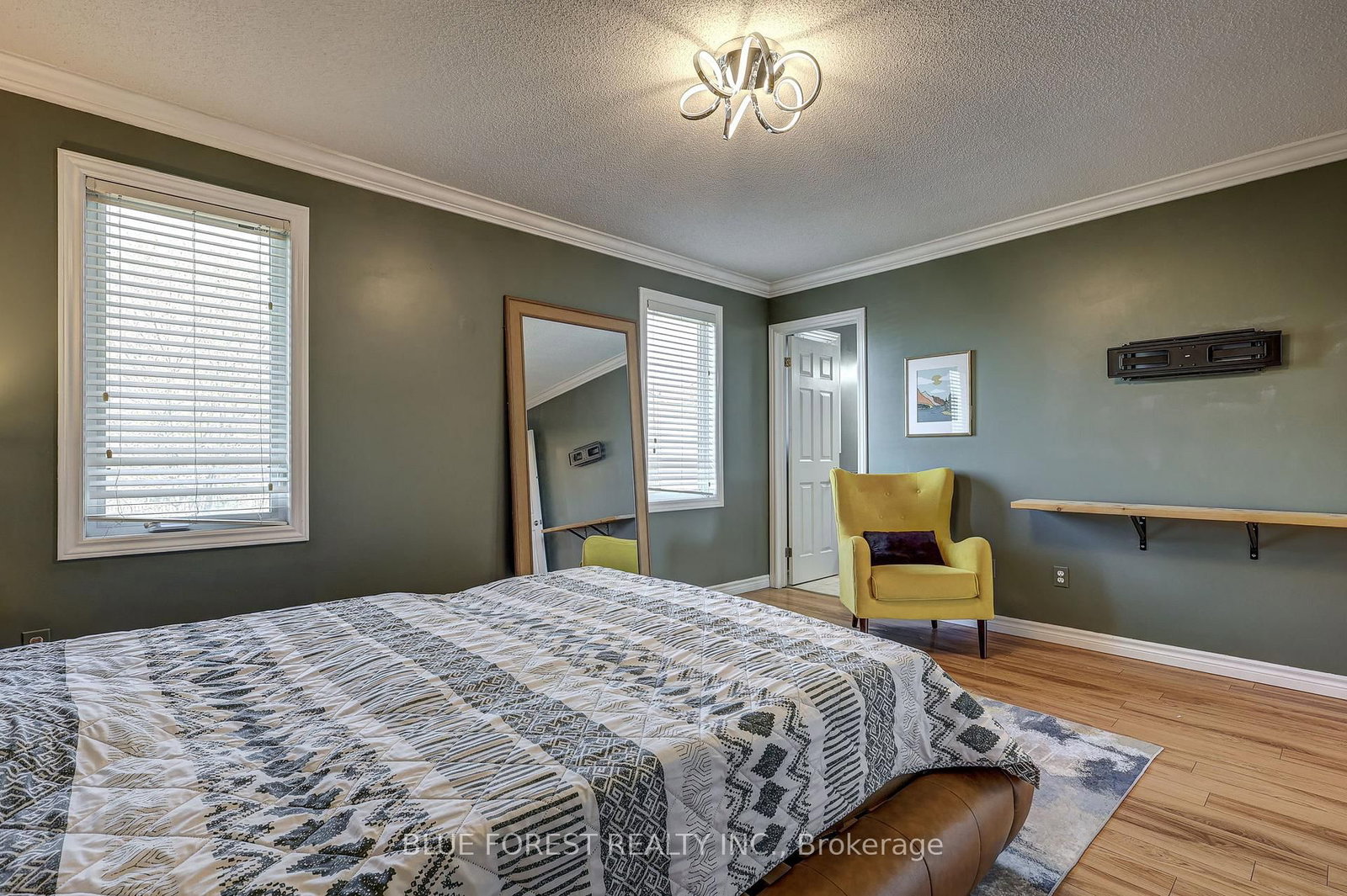 1468 AGATHOS Street - Photo 37