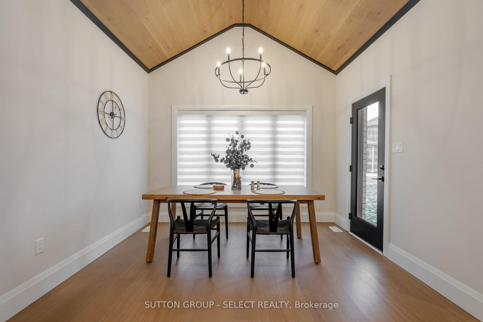 6343 HEATHWOODS Avenue • London South, ON photo 9