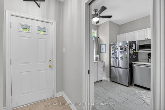21 - 1415 COMMISSIONERS Road W