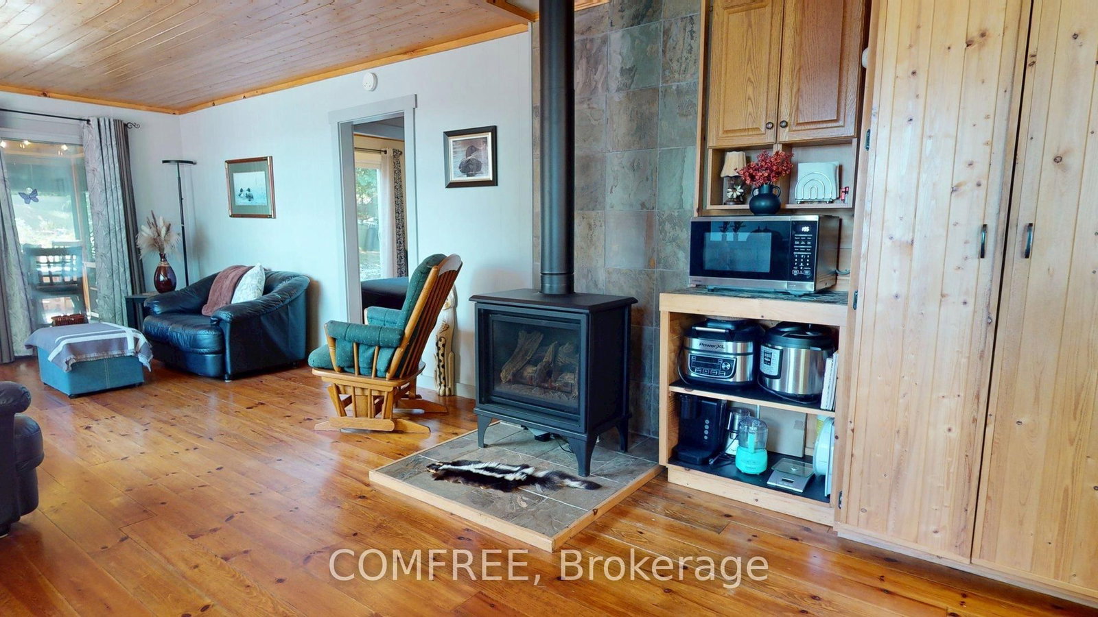 1005 Hoyle Lane W • Maberly, ON photo 15