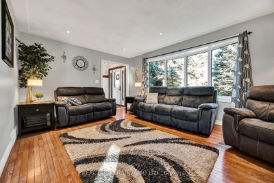 3766 Lobsinger Line • Wellesley, ON photo 3