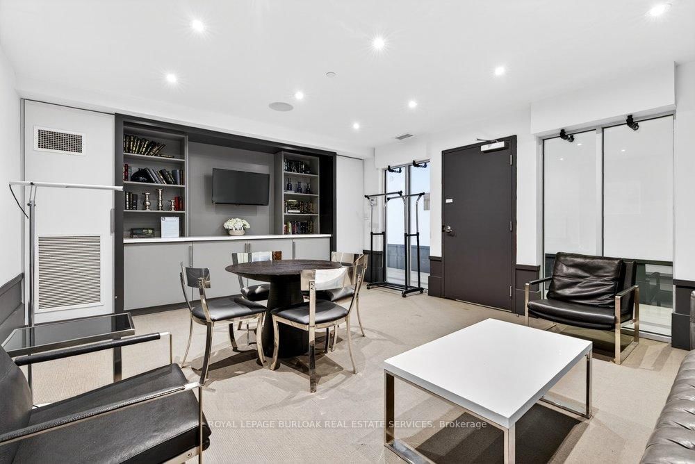10 Concord Place, Unit 314 - Photo 34
