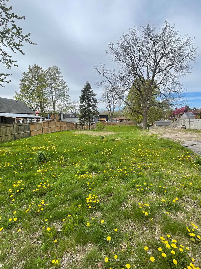 home for sale on 313 Buchanan Street