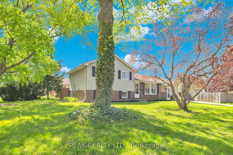 3173 Sussex Crt, Windsor, N8T 2C5 | Image 3