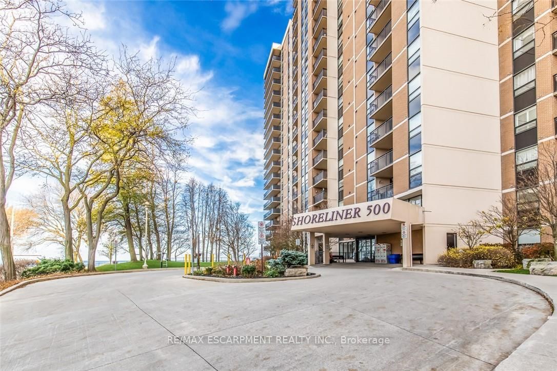500 Green Road, Unit 310 - Photo 2