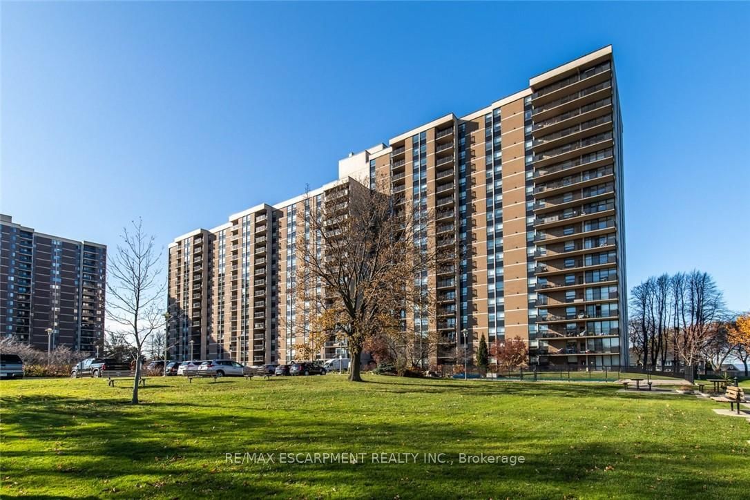 500 Green Road, Unit 310 - Photo 38